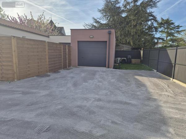 Maison à louer à Saint-Pierre-Montlimart dans le Maine-et-Loire (49110), ref : 49058-L915