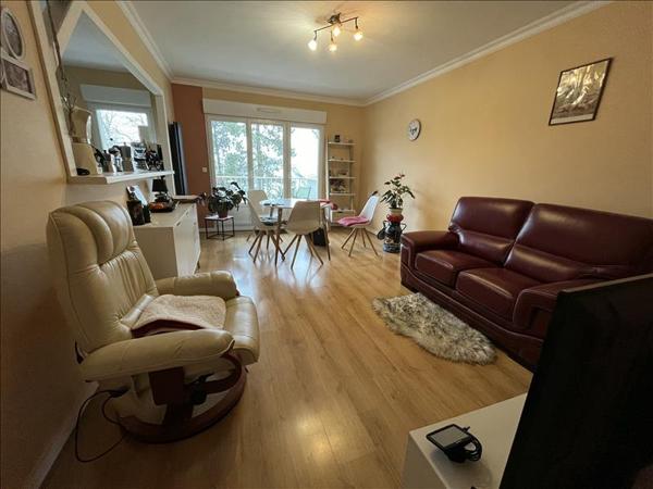 Appartement à vendre |  Carhaix-Plouguer |  3 pièces | 65 m²