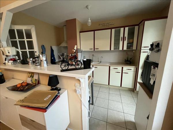 Appartement à vendre |  Carhaix-Plouguer |  3 pièces | 65 m²