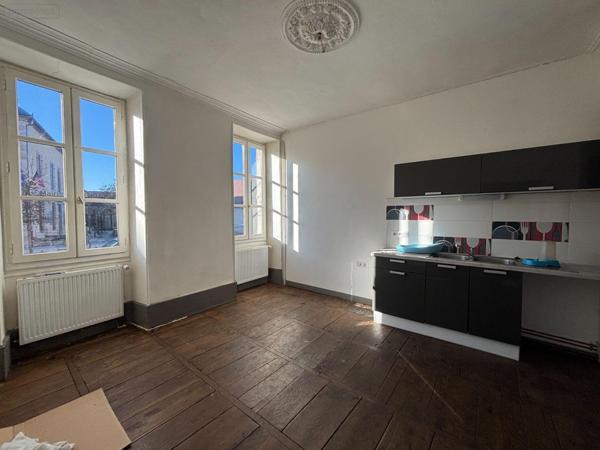 Maison de ville à vendre à Livernon dans le Lot (46320), ref : 46030/MAIS/517