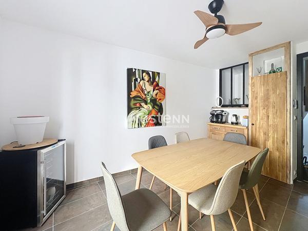 A VENDRE - THUIR - MAISON DE VILLAGE - PATIO - TOIT TERRASSE