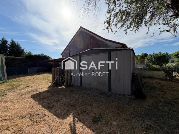 Maison de plain-pied avec garage, 3 chambres.