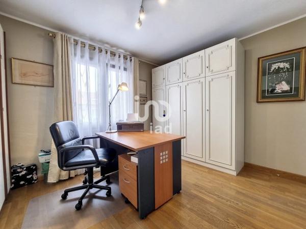 Maison Le Blanc-Mesnil 180 m²