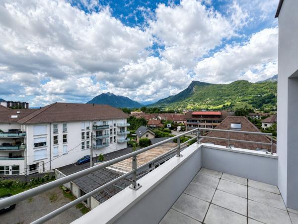 Appartement CLUSES 54 m²