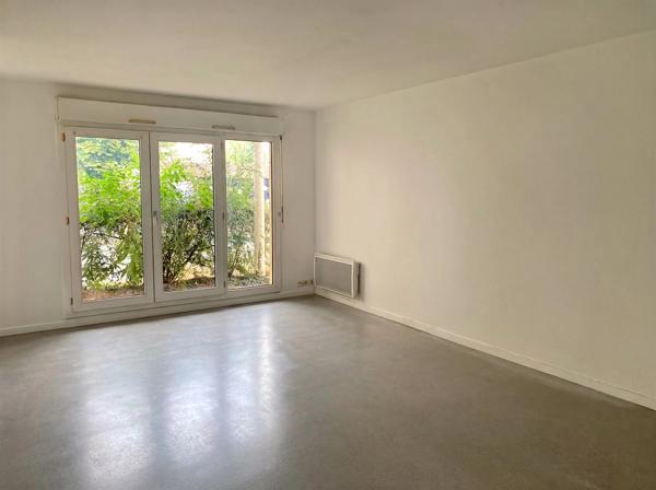 Appartement
         1 pièce
        - 33 m² Exclusivité 131 000 € *