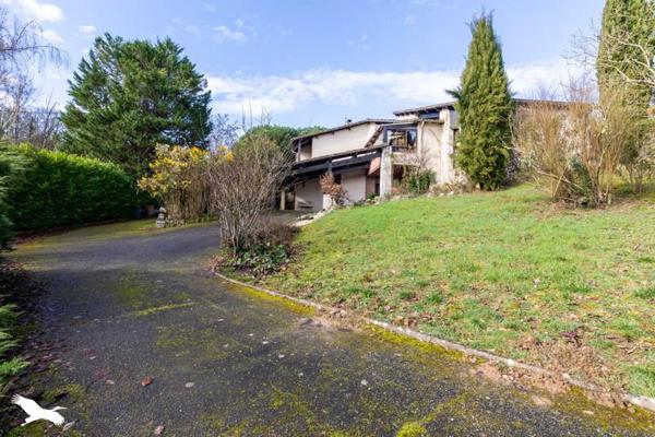 Maison à vendre |  Layrac |  8 pièces | 246 m²