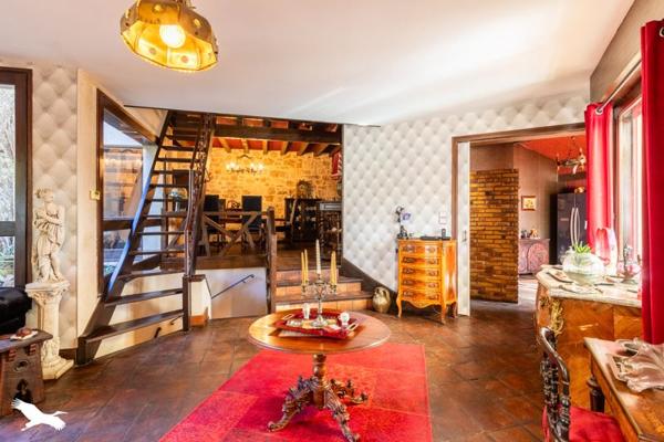 Maison à vendre |  Layrac |  8 pièces | 246 m²