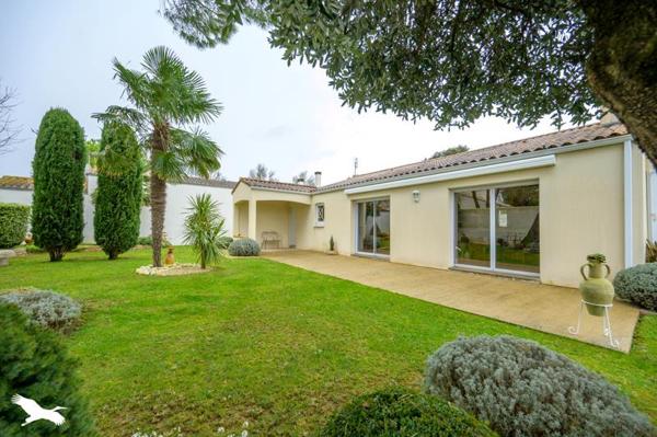 Maison à vendre |  Saint-Xandre |  5 pièces | 120 m²