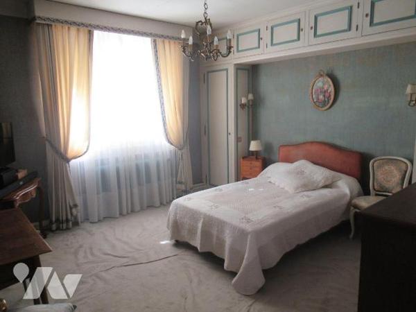 A Troyes quartier résidentielle belle maison cossue  d'une surface habitable de 116m² complétée...