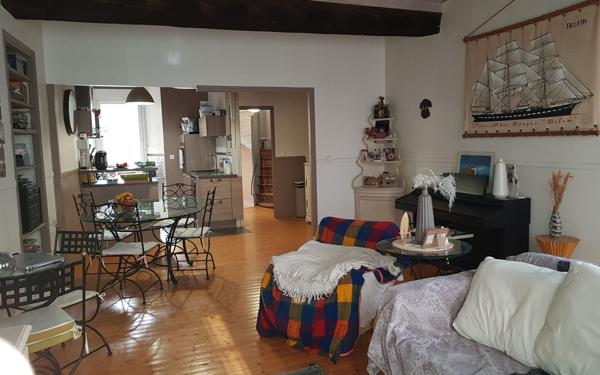 Maison à vendre    4 pièces • 116 m2 Guingamp