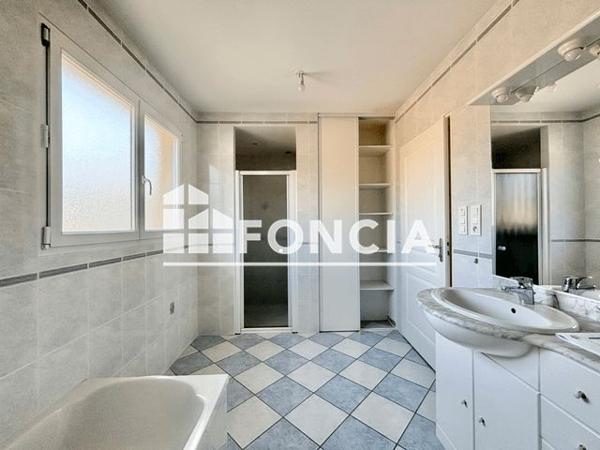 À vendre Maison 7 pièces 166.2 m² - Cholet 49300