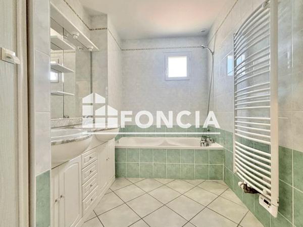 À vendre Maison 7 pièces 166.2 m² - Cholet 49300