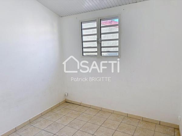 Maison de ville, quartier populaire proche mer