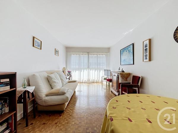 Appartement F2 à vendre  2 pièces - 60,15 m 2   PARIS  - 75020