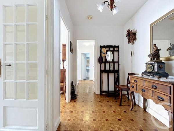 Appartement F2 à vendre  2 pièces - 60,15 m 2   PARIS  - 75020