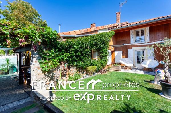 Maison 245 m2 - 7 pièces.