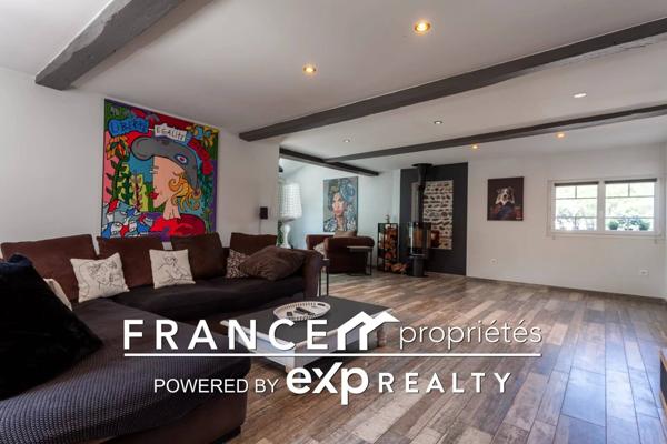 Maison 245 m2 - 7 pièces.