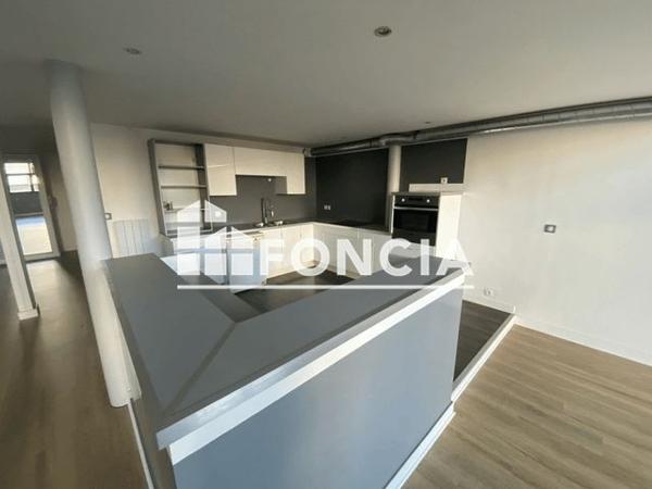 Location Appartement 3 pièces 144.28 m² - 27-47 RUE CLAUDE LORRAIN Roubaix 59100