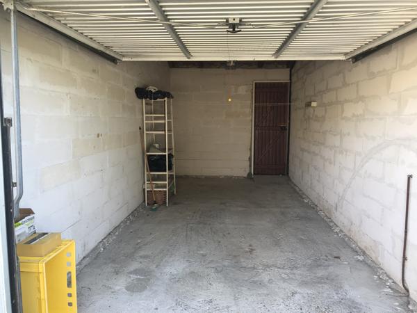 Charmante maison de plain-pied avec garage et jardin  Bram (11150)