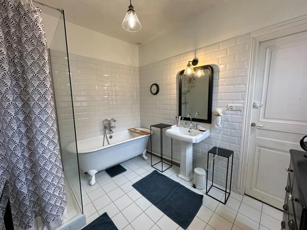 Propriete à vendre 9 pièces TOURS (37)