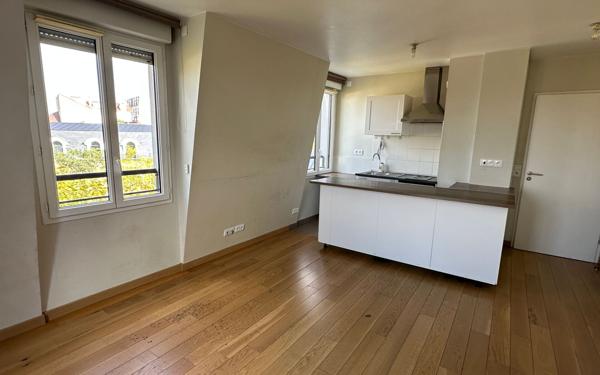 Appartement à louer    1 pièce • 26,25 m2 Le Raincy