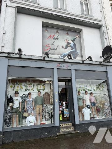 Local commercial et appartement