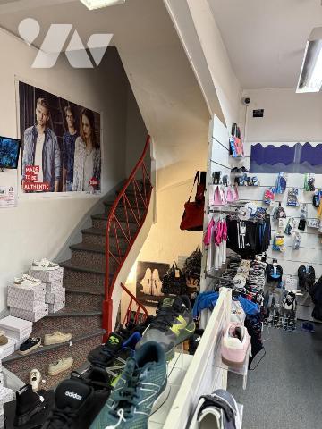 Local commercial et appartement