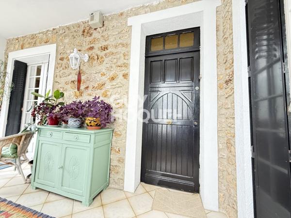 Maison Meulière de 112m2, 3 chambres avec sous sol et magnifique dépendance de 320m2