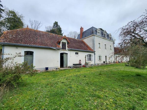 Maison Lucay Le Male 13 pièce(s) 360 m2
