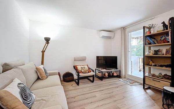 Appartement à vendre    2 pièces • 54,78 m2 Saint-Raphaël