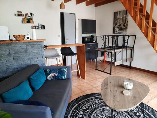 Investissement locatif : 7 maisonnettes T2 meublées et louées à Poitiers
