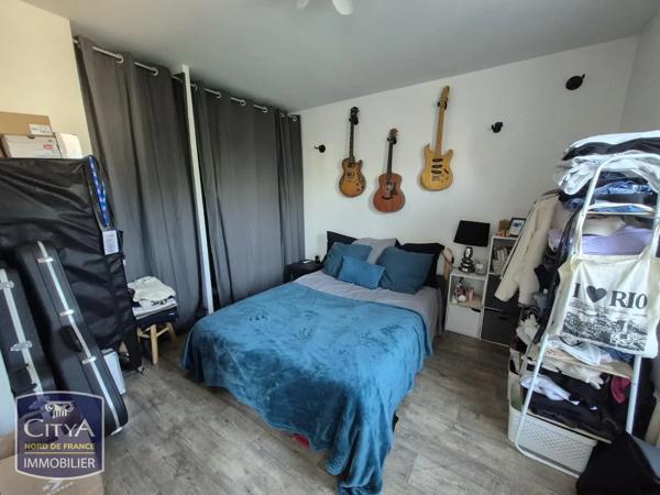 Appartement à louer 2 pièces 47m² Valenciennes (59300)