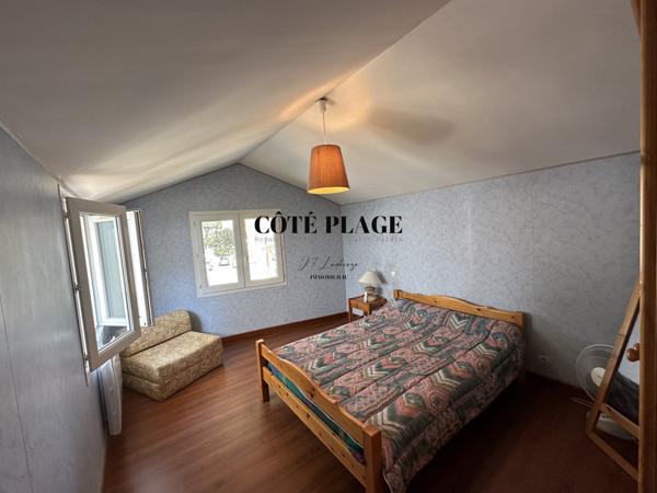 Saint-Palais-sur-Mer (17420) SAINT PALAIS - Hyper centre - Maison de ville T3 - patio et véranda