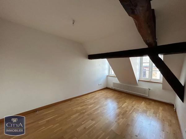 Appartement à louer 4 pièces 104.8m² Sedan (08200)