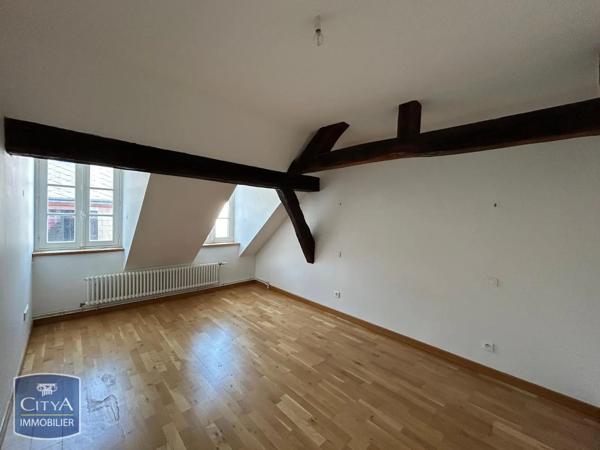 Appartement à louer 4 pièces 104.8m² Sedan (08200)