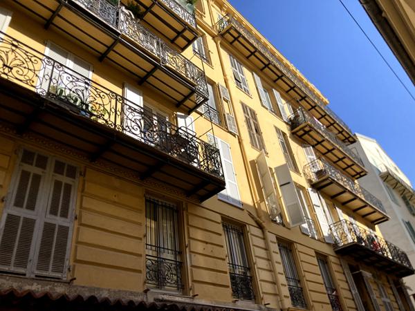 2P hyper centre - 28m2