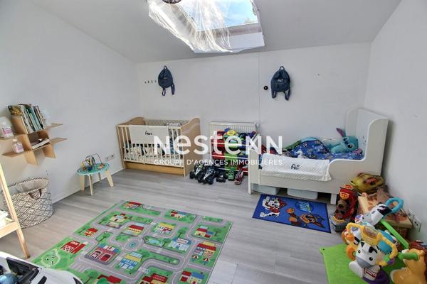 NESTENN#VENISSIEUX#CENTRE VILLE#APPARTEMENT#T3#DUPLEX#TRAVERSANT#PROCHE COMMERCES#TRAMWAY#BUS#AXES ROUTIERS