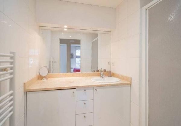 Appartement 3 pièces                                        - 35800 Dinard Réf : 2377