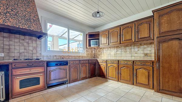 Vente Maison106 m² - 5 Pièces - LA ROCHE SUR YON (85000)