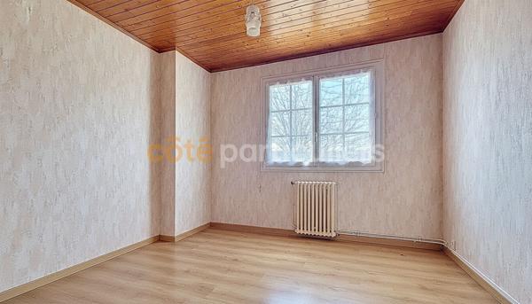 Vente Maison106 m² - 5 Pièces - LA ROCHE SUR YON (85000)