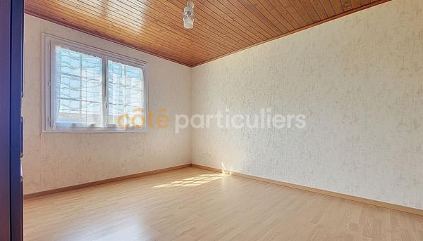 Vente Maison106 m² - 5 Pièces - LA ROCHE SUR YON (85000)