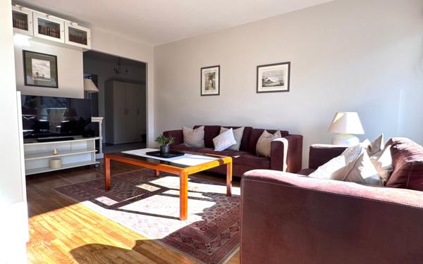 Appartement à vendre    5 pièces • 88 m2 Courbevoie