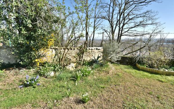 Maison à vendre    6 pièces • 131,99 m2 Miribel