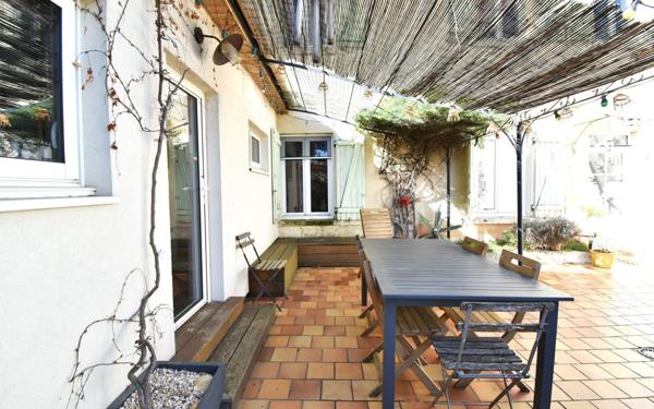 Maison à vendre    6 pièces • 131,99 m2 Miribel