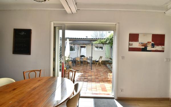 Maison à vendre    6 pièces • 131,99 m2 Miribel