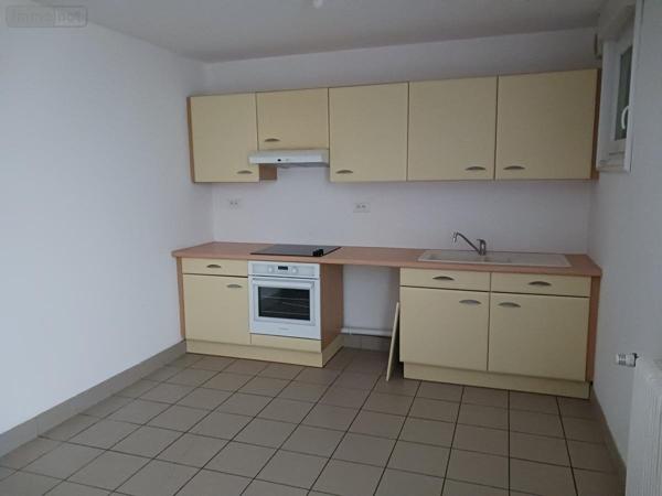Appartement à louer à Arras dans le Pas-de-Calais (62000), ref : 62135-L1111