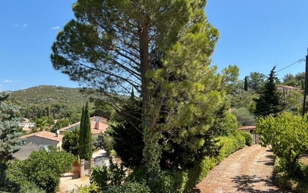 Maison à vendre    4 pièces •  Roquevaire