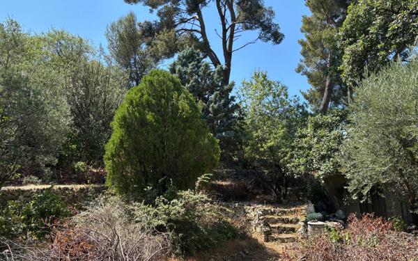 Maison à vendre    4 pièces •  Roquevaire