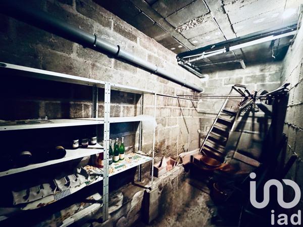 House for sale 5 rooms 81 m² Mailly-Champagne