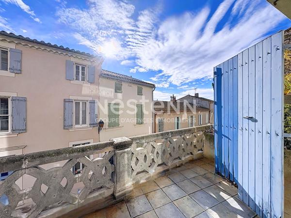 Maison atypique d'exception de 215 m², 7 pièces, 3 chambres avec vue panoramique et imprenable sur l'Étang de Bages, 11100 BAGES